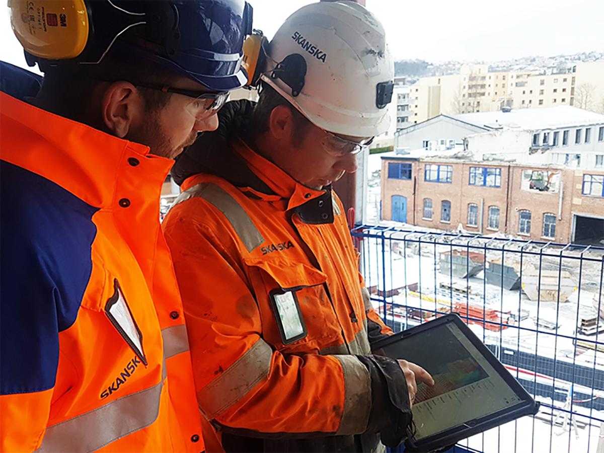 Digitale byggeplasser krever ny kompetanse i alle ledd. Nå tilbyr Fagskolen Oslo Akershus etterutdanning for fagarbeidere i byggenæringen.